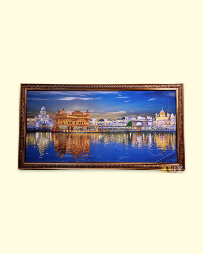 Beautiful View of Golden Temple with Blue Waters (Large)